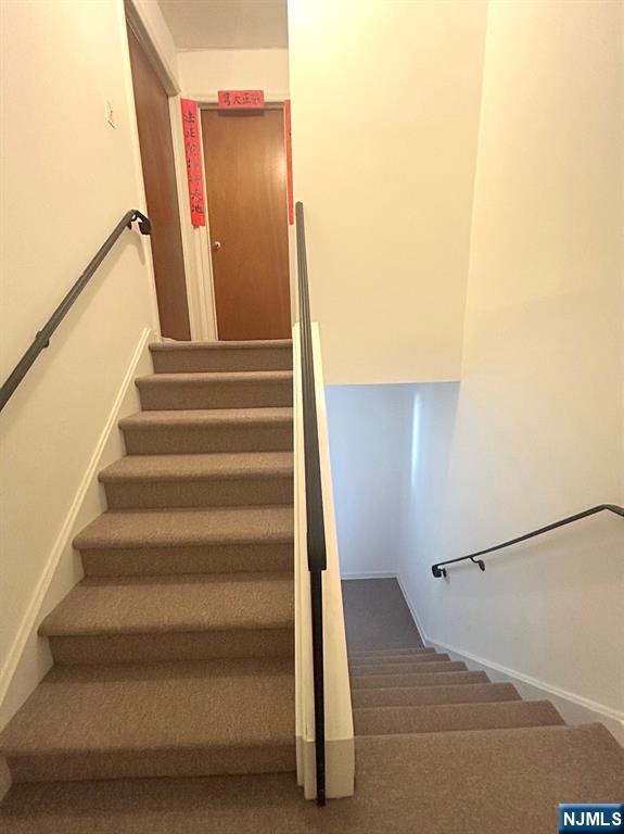 525 Stuyvesant Avenue — photo 34
