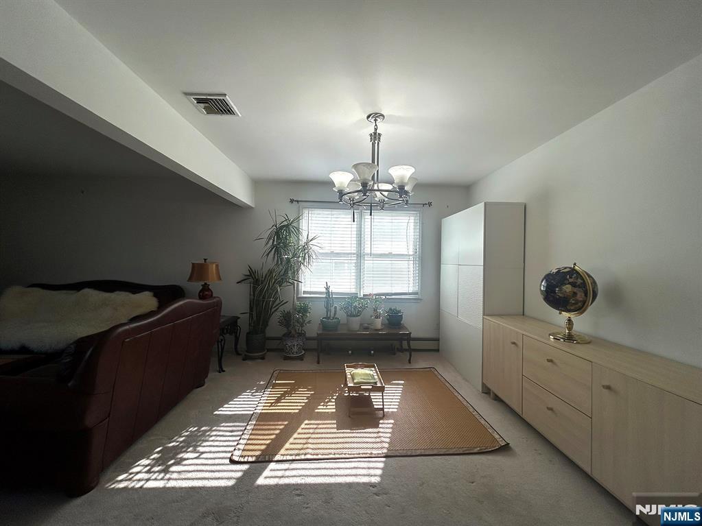 525 Stuyvesant Avenue — photo 8