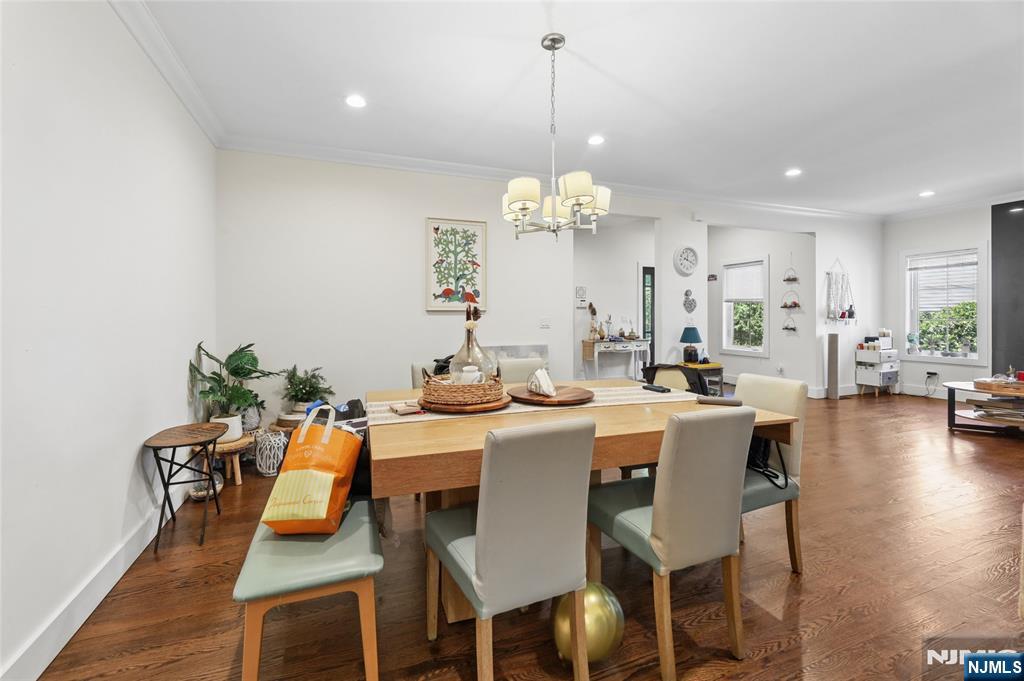 294-296 Tenafly Road - Photo 9