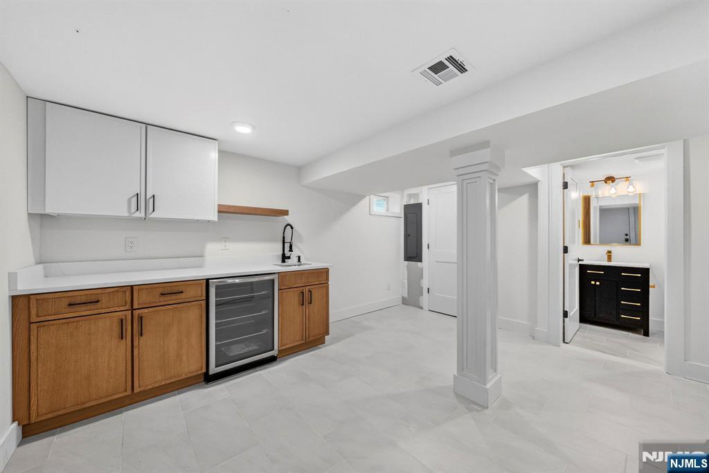 887 Linden Avenue — photo 46
