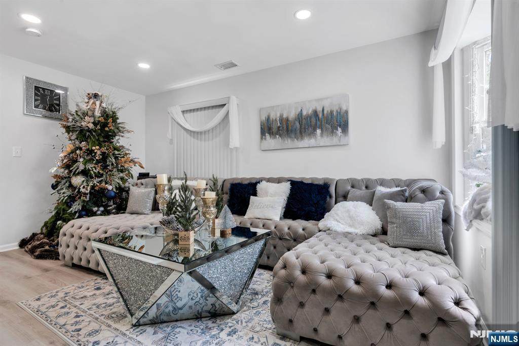 19 Clarion Lane 201 - Photo 4