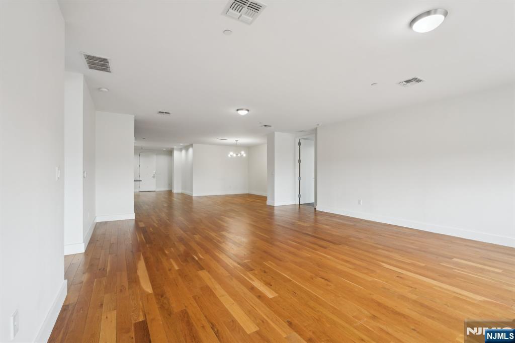 1 Executive, #205, Fort Lee, NJ 07024 Listing Photo  14