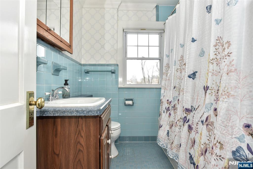 Main Bath