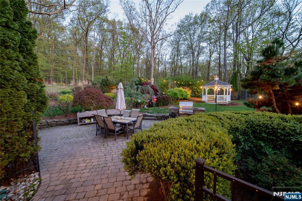 43 Walsh Drive, Mahwah, NJ 07430 Listing Photo  35