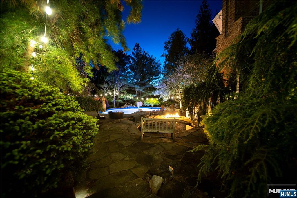 43 Walsh Drive, Mahwah, NJ 07430 Listing Photo  38