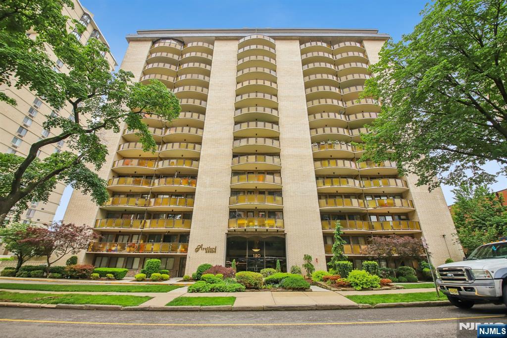 150 Overlook, #PH3, Hackensack, NJ 07601 Listing Photo  0