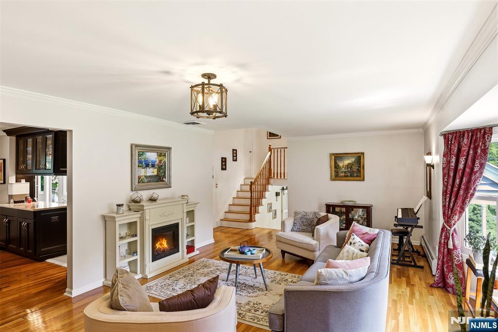 469 White Birch Drive — photo 7