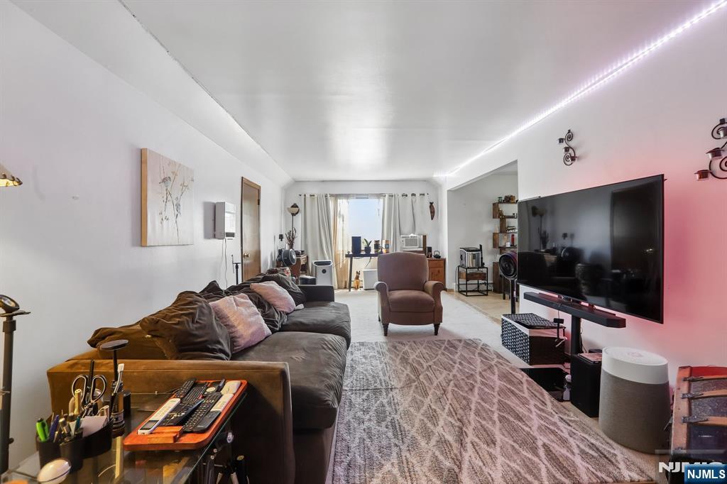 355 Chestnut Avenue — photo 15
