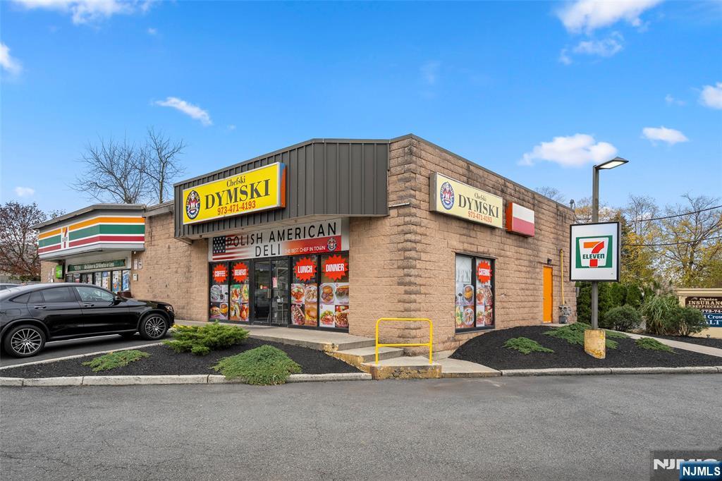 360 Main, Wallington, NJ 07057
