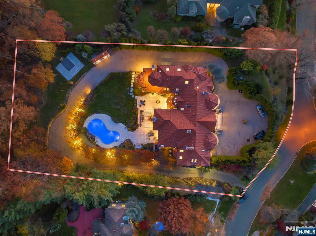142 Hoover Drive - Photo 4