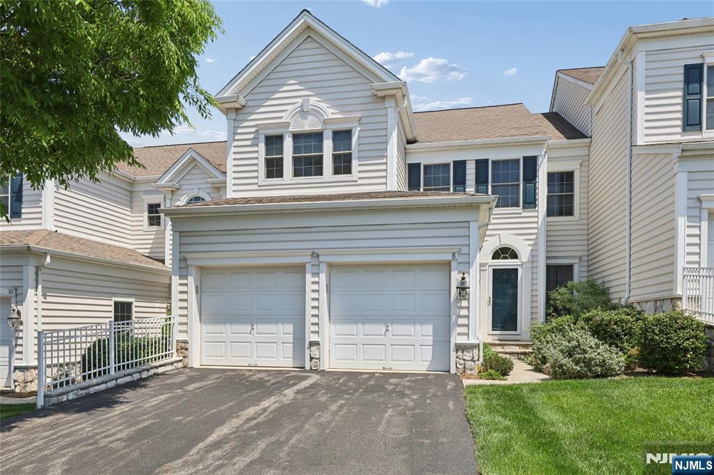 Homes for sale in Totowa, NJ | 8 Yorktown Ln #704, Totowa, NJ 07512 | MLS# 26018202