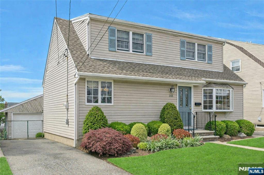 245 Coupe Place - Photo 1