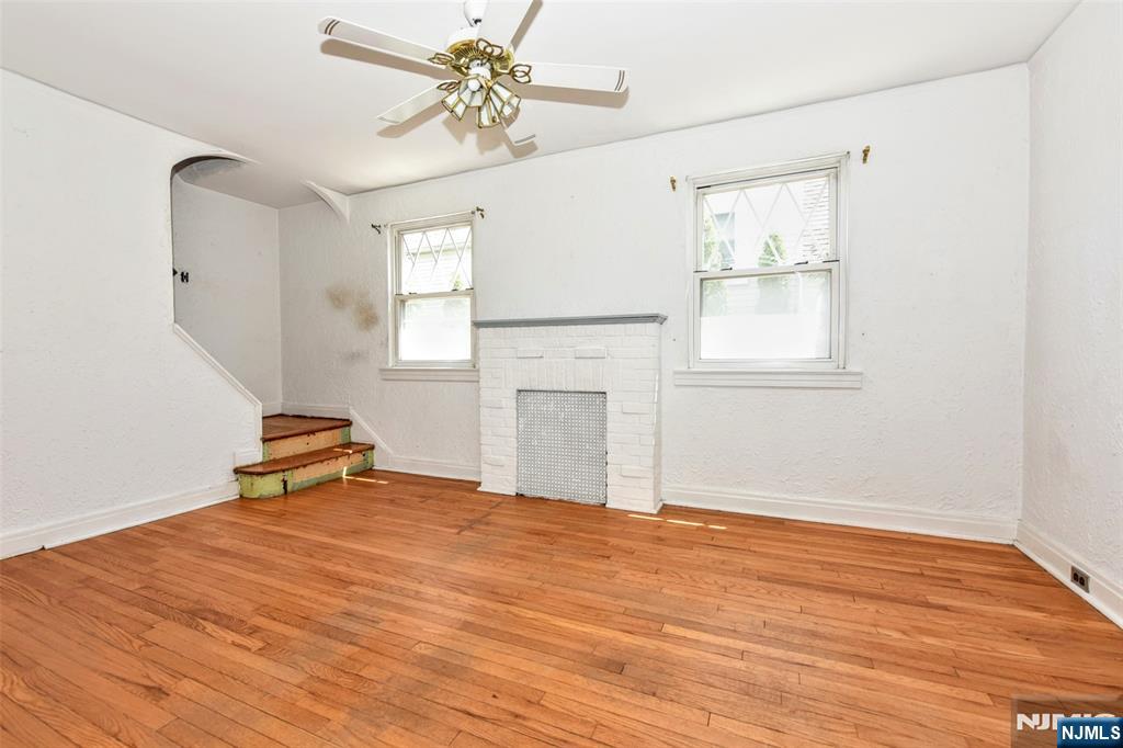 Homes for sale in Wood Ridge, NJ | 303 Marlboro Rd, Wood Ridge, NJ 07075 | MLS# 26018219