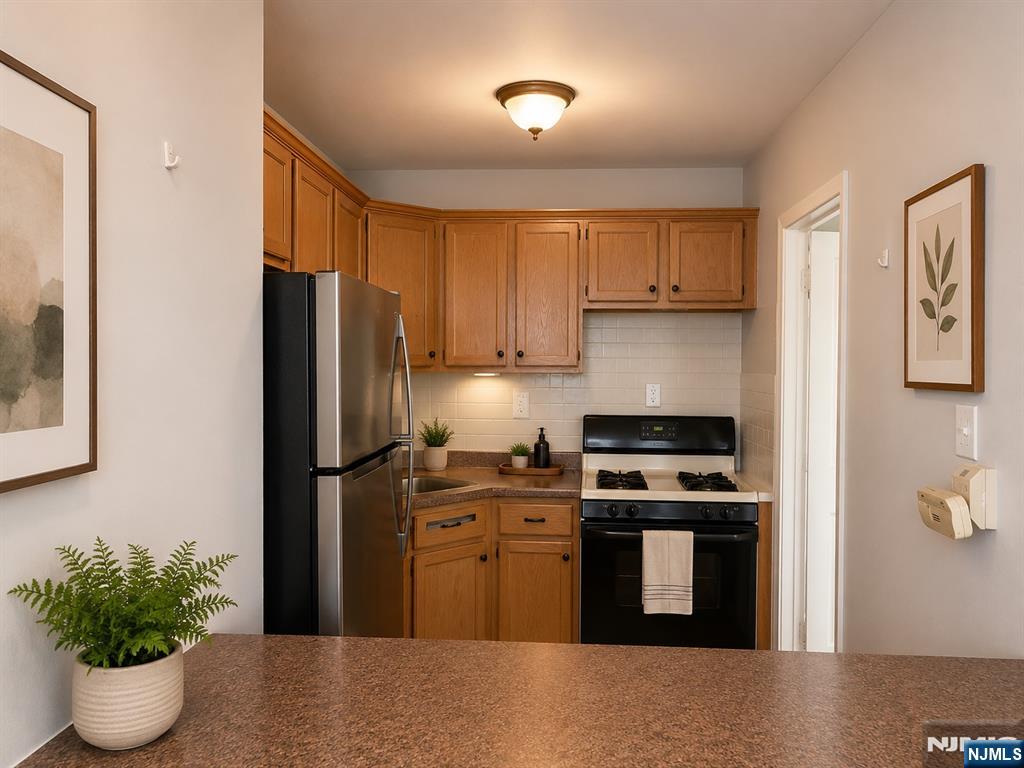 285 Aycrigg Avenue 20C - Photo 3