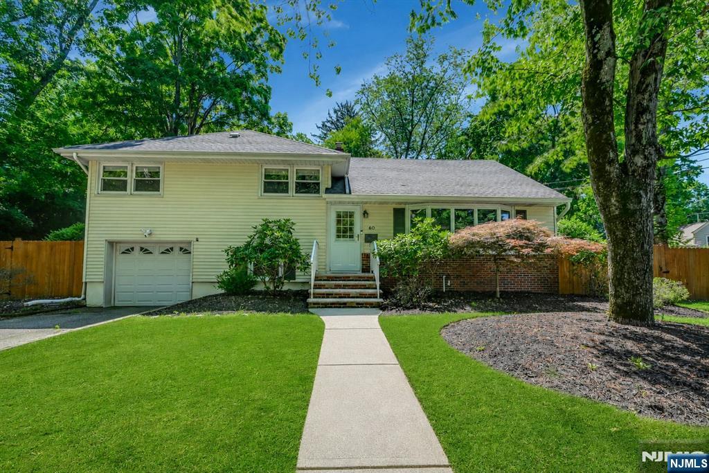 60 Everdell Avenue - Photo 1