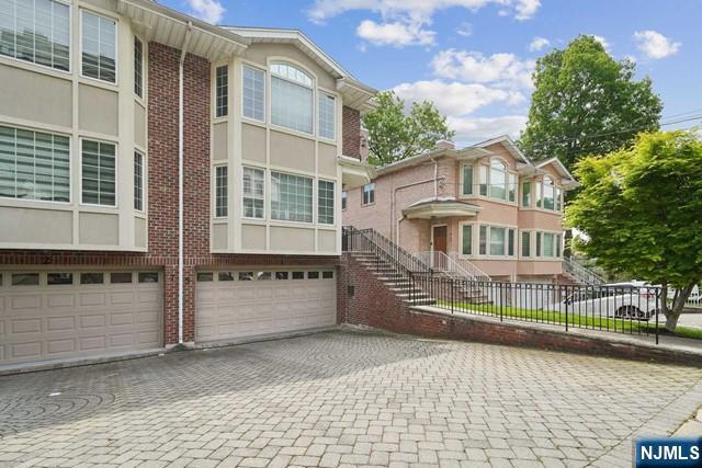 75 Myrtle Avenue 1 - Photo 2