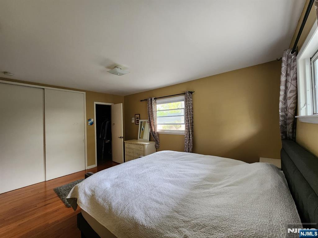 Bedroom 2nd floor