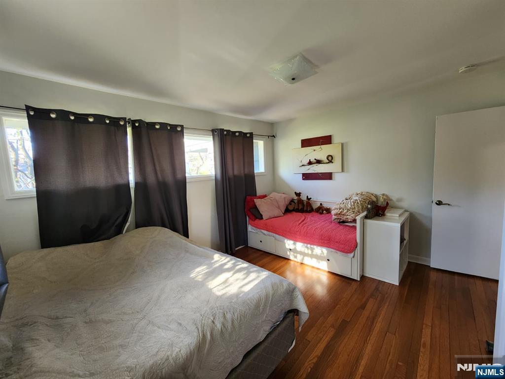 Bedroom 1st floor