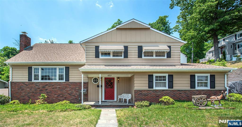 Homes for sale in Haledon, NJ | 437 Southside Ave, Haledon, NJ 07508 | MLS# 26018279