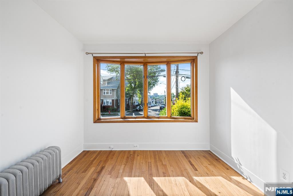 416 Belgrove Drive - Photo 3