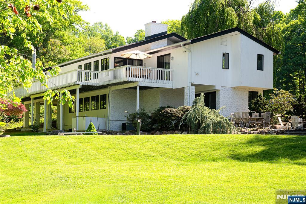 165 Hoover Drive - Photo 1
