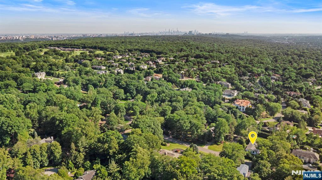 165 Hoover Drive, Cresskill, NJ 07626 Listing Photo  36