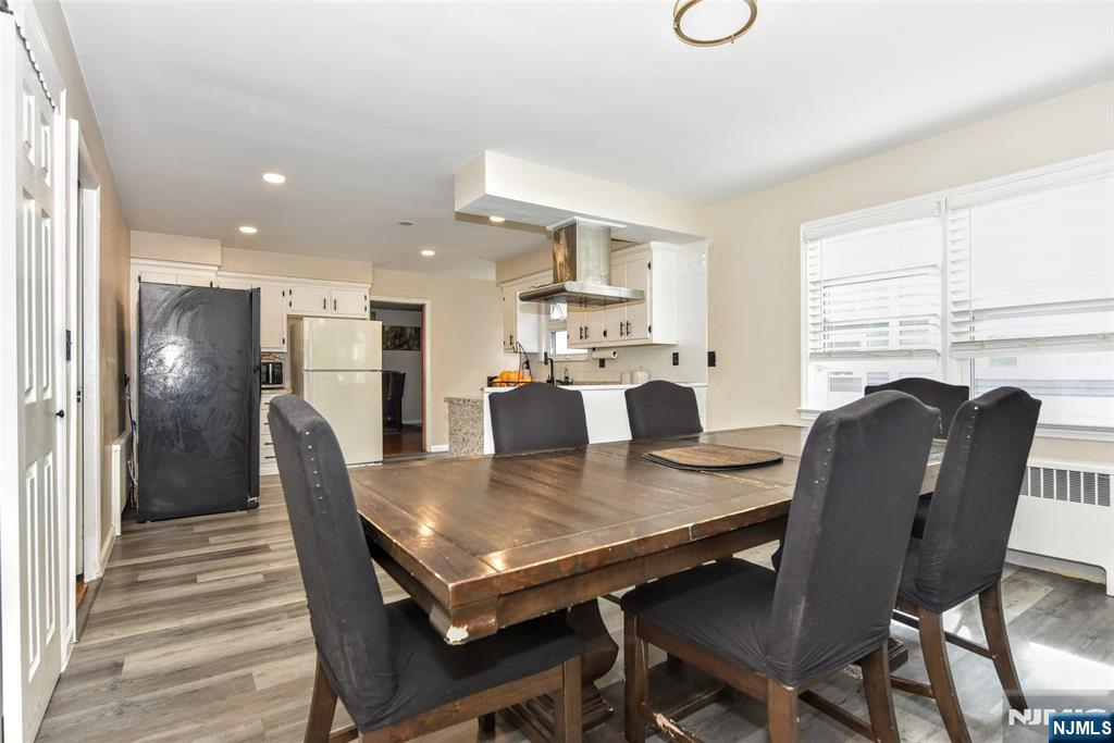 84 Burton Ave, Hasbrouck Heights, NJ 07604