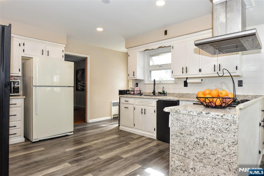 84 Burton Ave, Hasbrouck Heights, NJ 07604