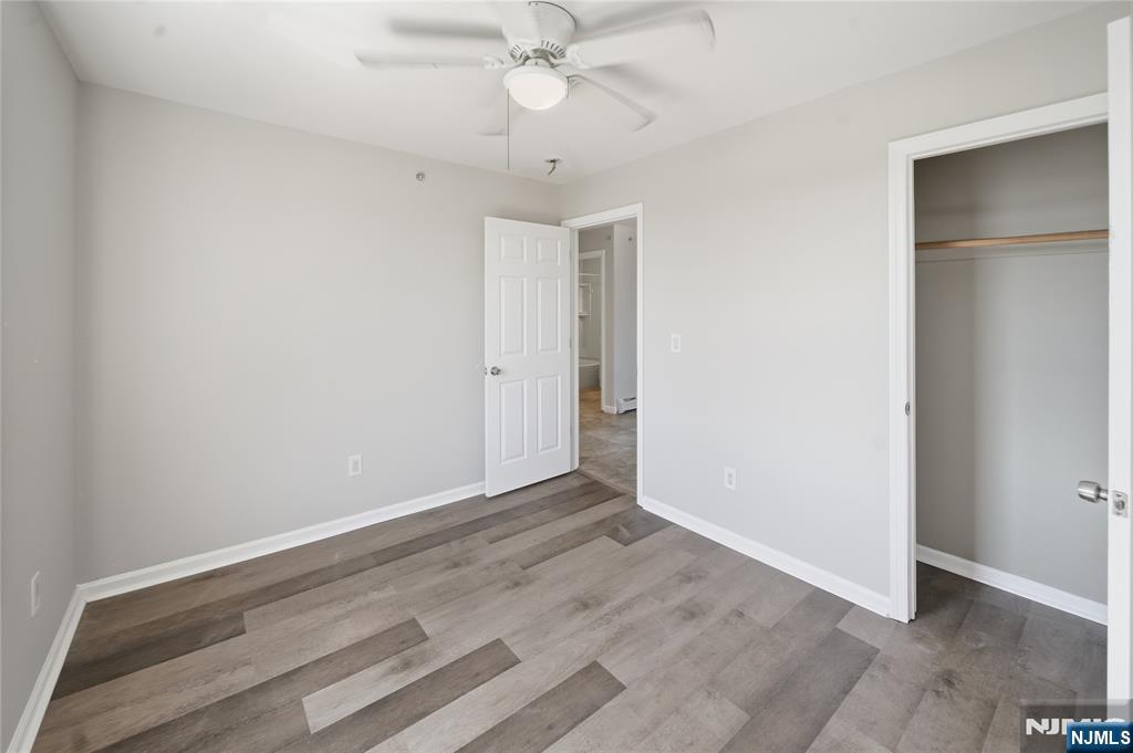 35 Columbia Avenue — photo 9