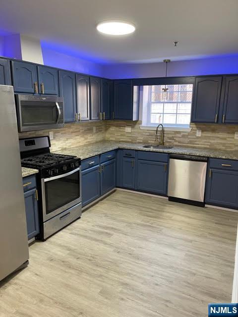696-698 N 5th Street 1 - Photo 4