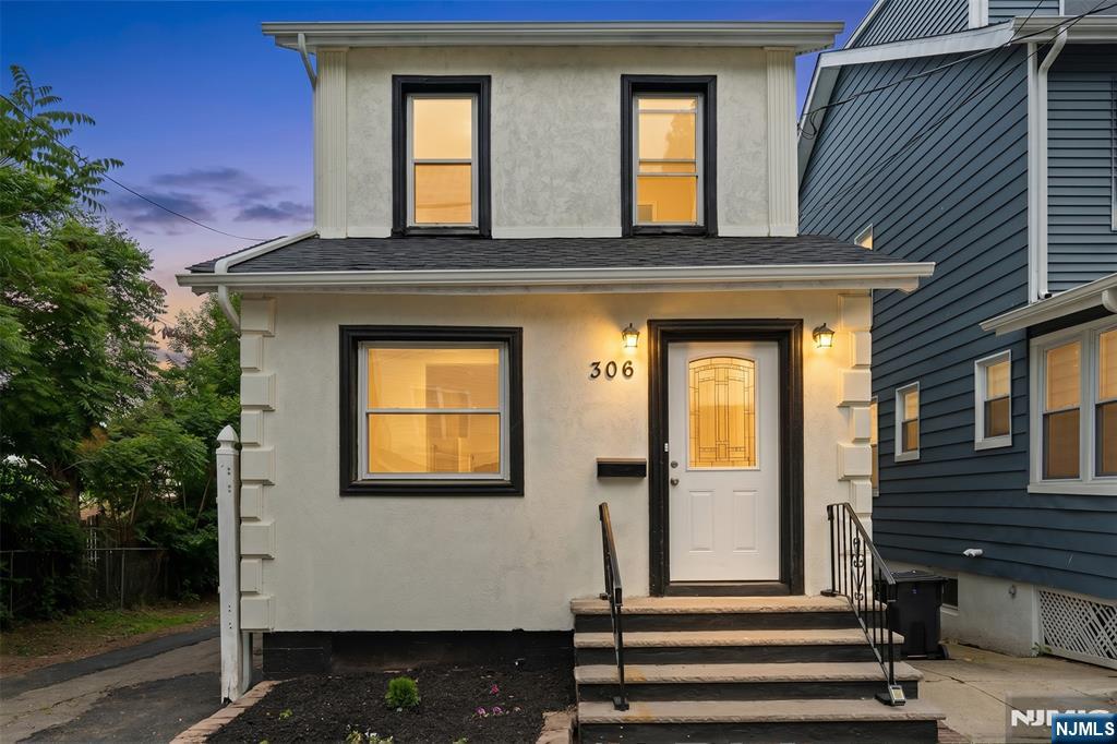 306-308 Smith Street - Photo 1