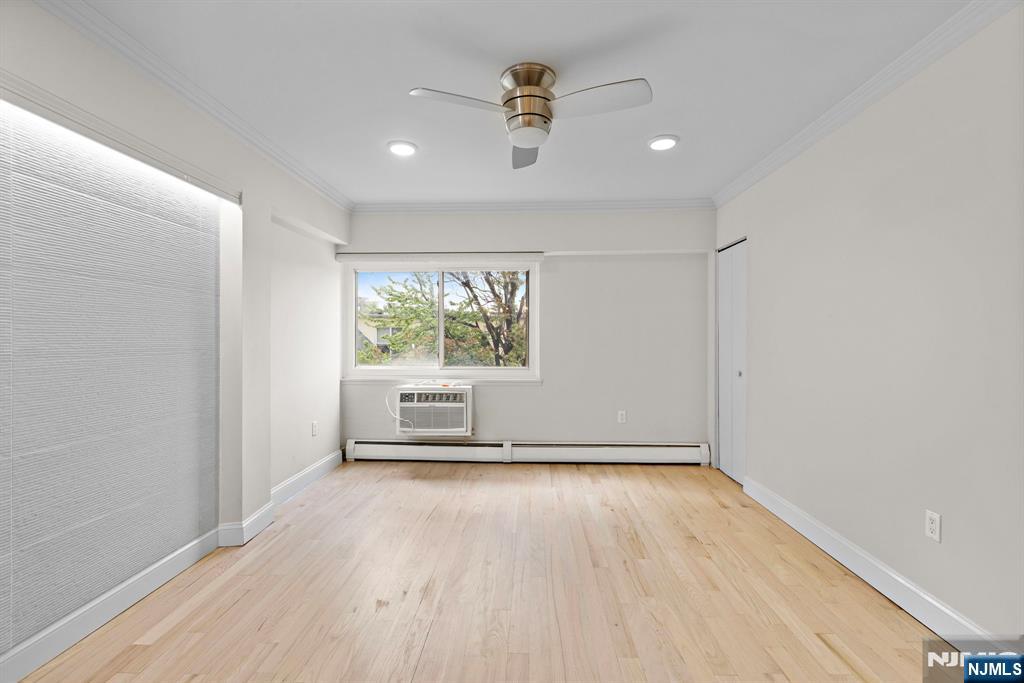 333 Grand Avenue 1I - Photo 5