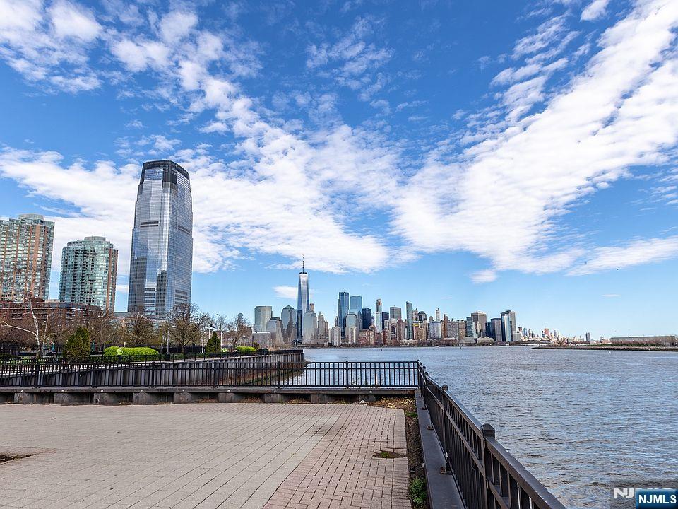 15 Warren Street 414 - Photo 3