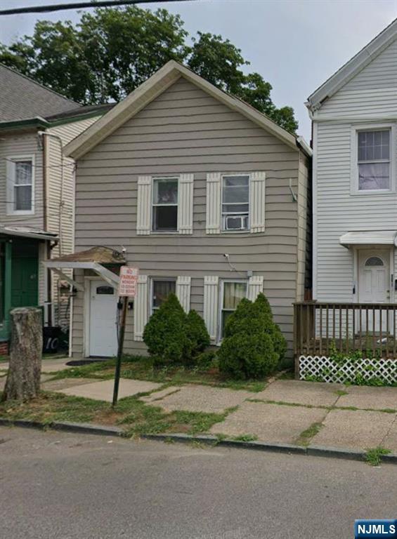 Homes for sale in Haledon, NJ | 8 Kossuth St, Haledon, NJ 07508 | MLS# 26018354