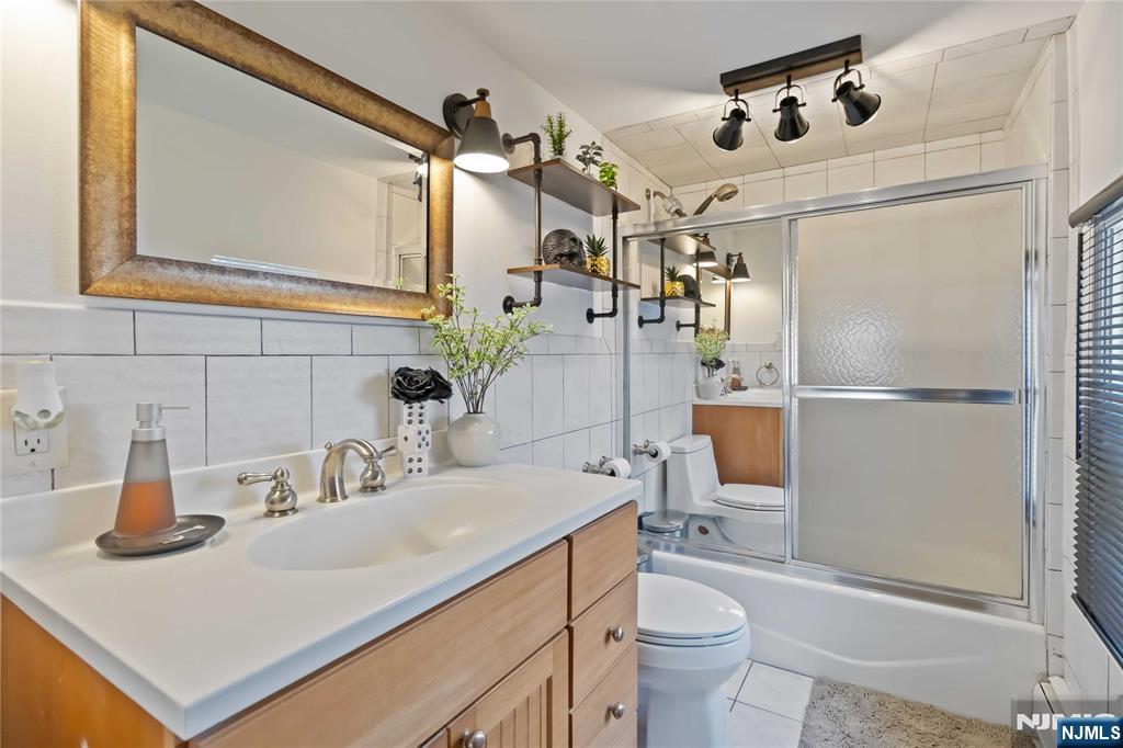 96 Kiel Avenue, Butler Borough, NJ 07405 Listing Photo  17