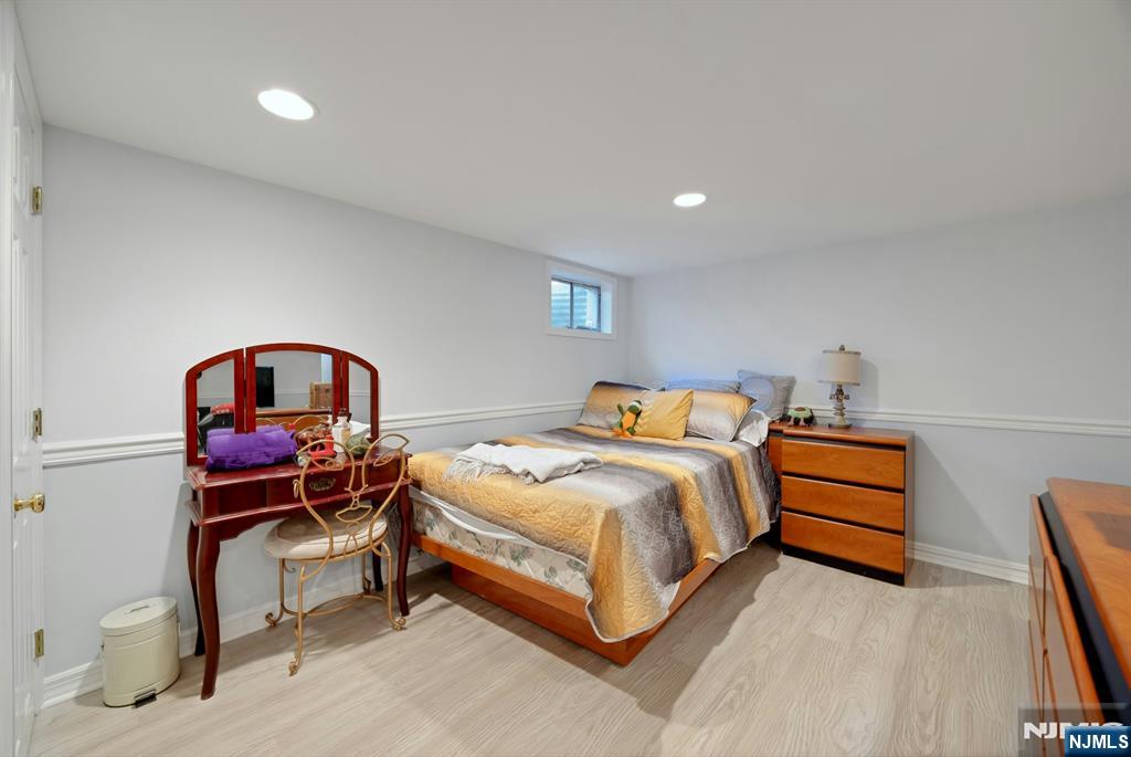 22 Hampton Court, #422, Twp of Washington, NJ 07676 Listing Photo  22