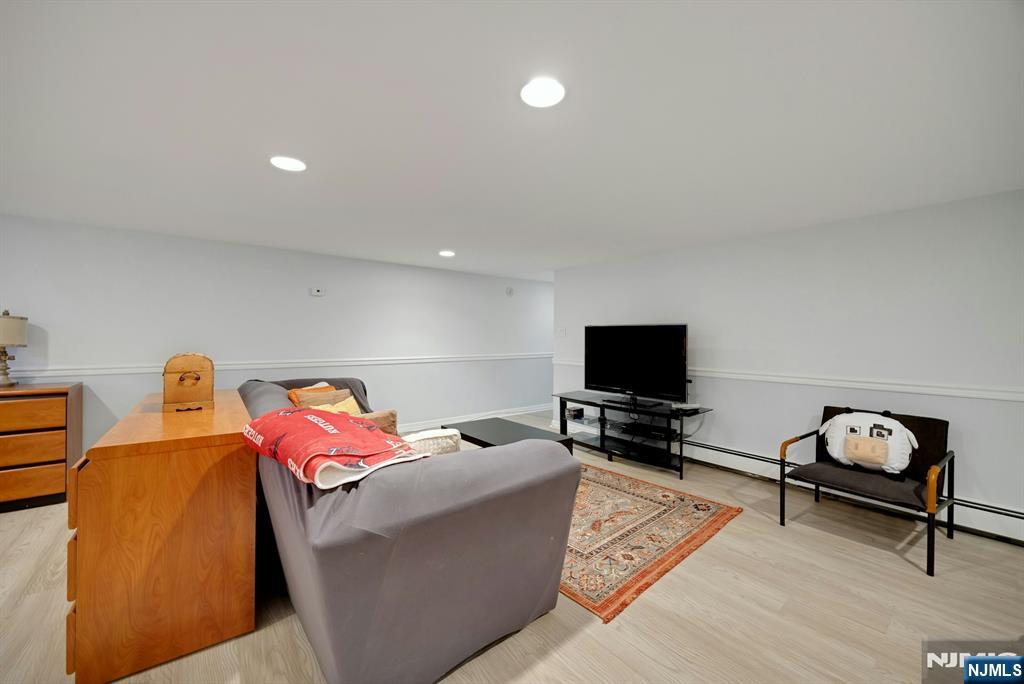 22 Hampton Court, #422, Twp of Washington, NJ 07676 Listing Photo  23