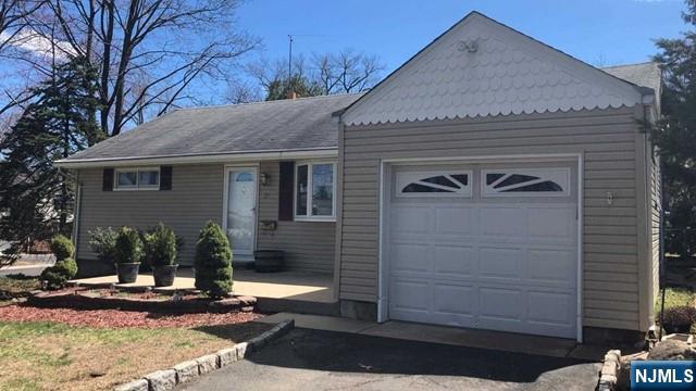 <p>Listings That Reflect Our Standards</p>