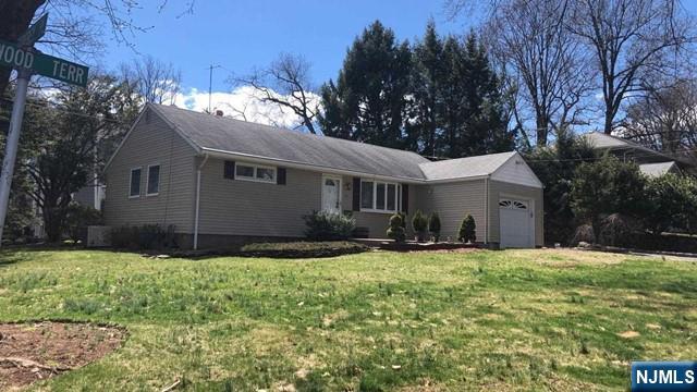 24 Elmwood Terrace - Photo 2