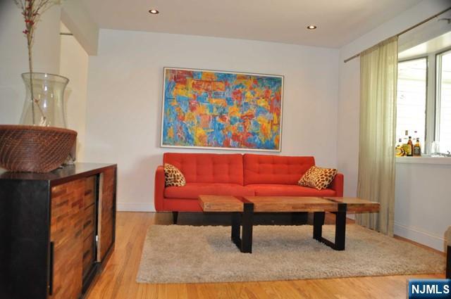 24 Elmwood Terrace - Photo 5