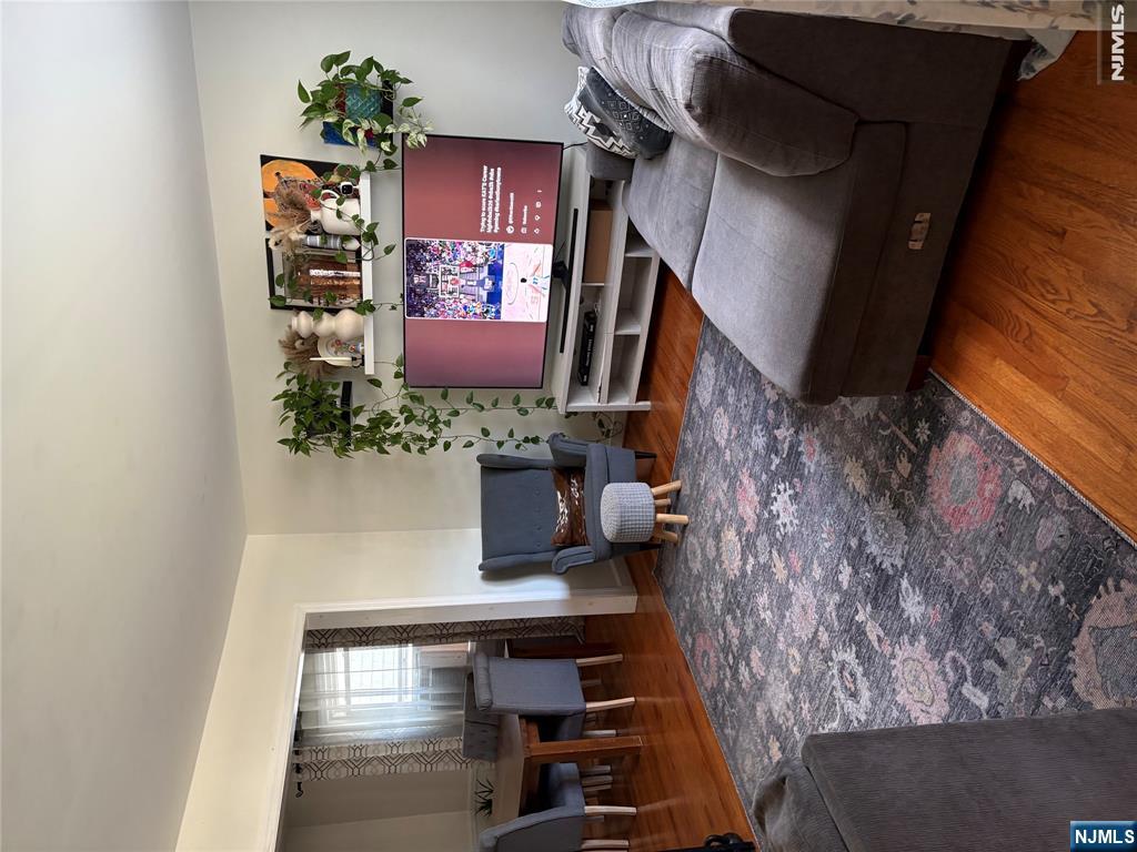 110 Ackerman Ave, Elmwood Park, NJ 07407