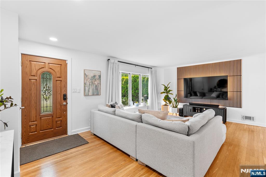231 Beech Drive - Photo 4