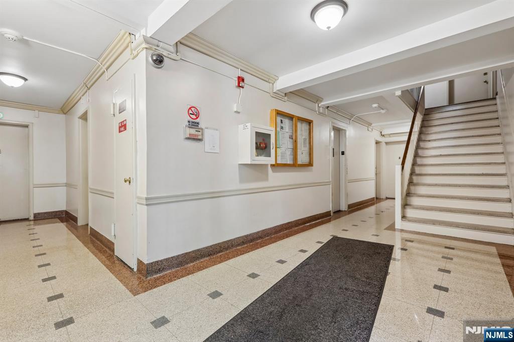 3031 Edwin Avenue 4H - Photo 4