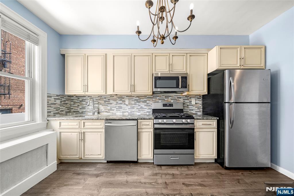 CLIFFSIDE PARK Properties