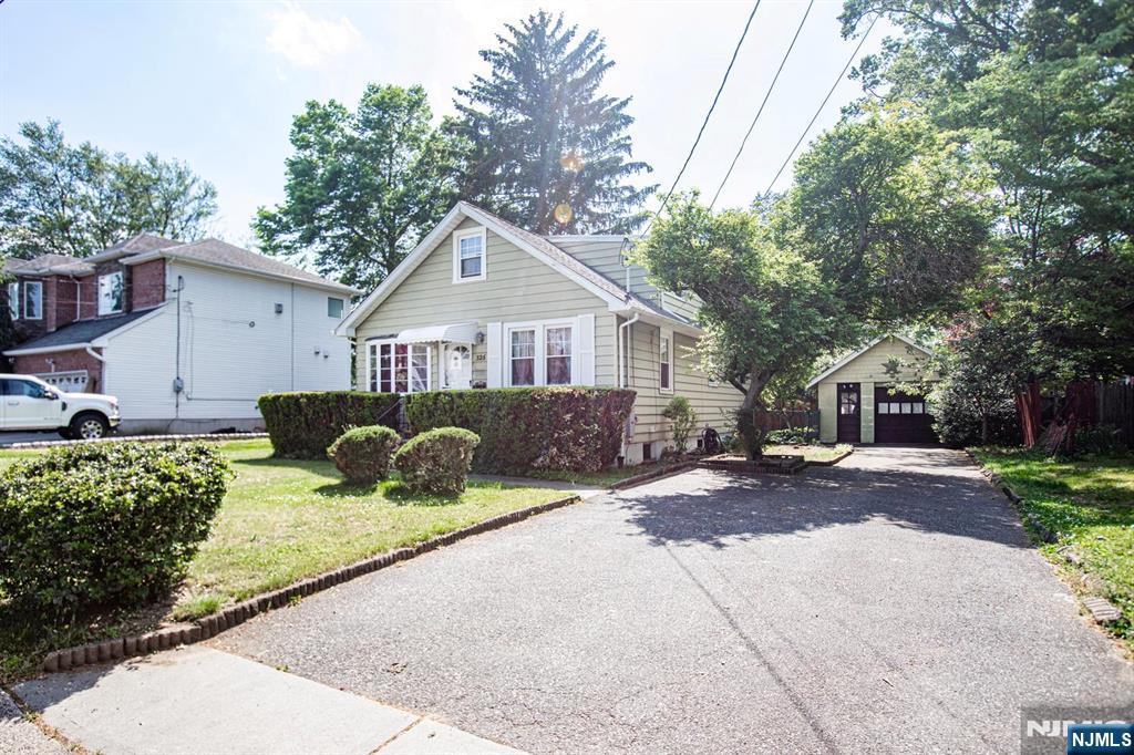 326 William Street - Photo 3