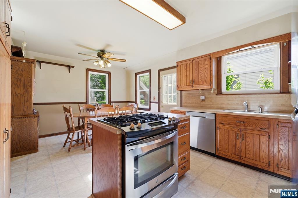 47 Christie Street - Photo 4