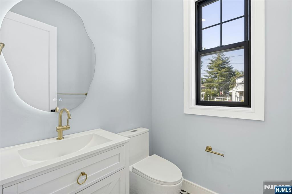 66 Westview Drive — photo 19