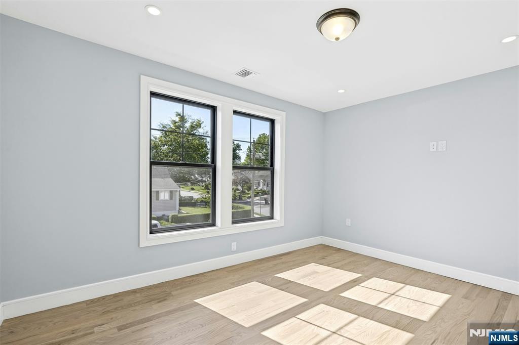66 Westview Drive — photo 26