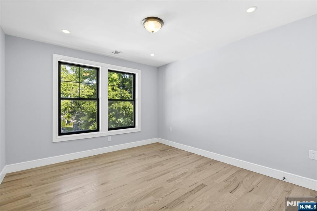 66 Westview Drive — photo 28