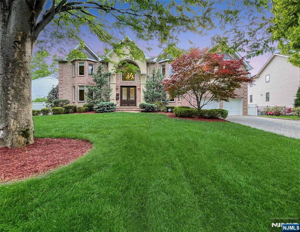 445 Nevada Street - Photo 1